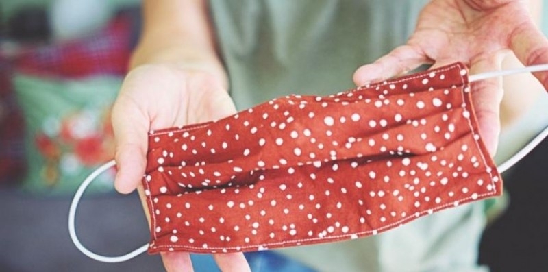 Носенето на текстилна маска срещу COVID 19 в Румъния вече се наказва с