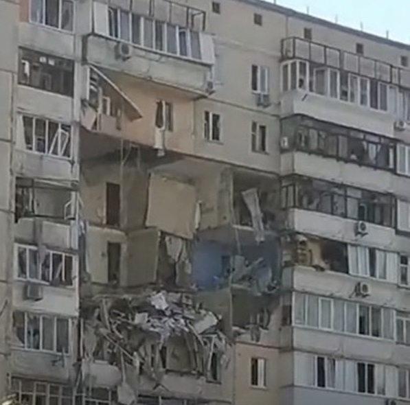 Взрив е избухнал в жилищен блок в Киев Разрушени са