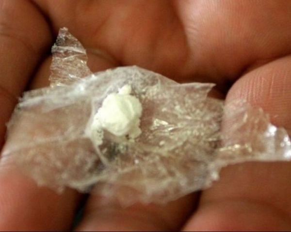 Незаконни патрони и метамфетамин са намерени в дома на младеж