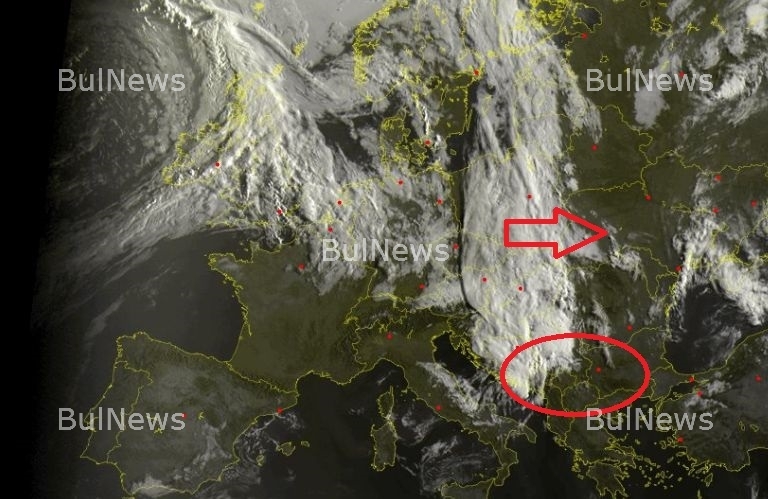 Внимание! Вижте страшната бурята, която идва към Западна България ...