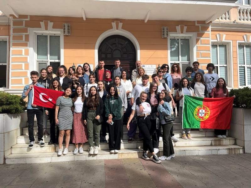 Средно училище Христо Ботев беше домакин на заключителна среща по