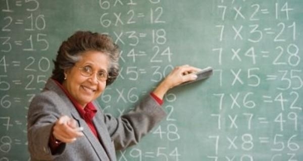 Все повече учители в област Враца са в близка до