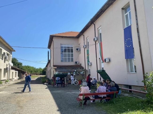 На обновена кухня се радва Домът за пълнолетни лица с