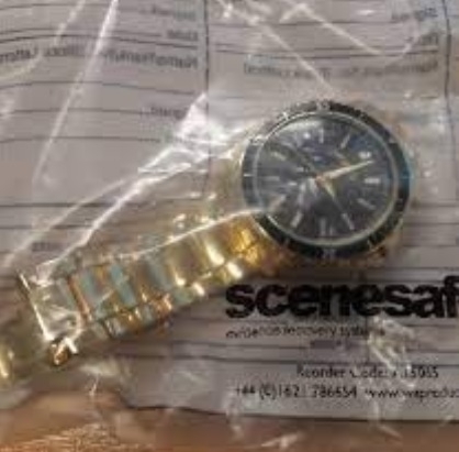 Полицията е разкрила кражба на скъп часовник от селска къща