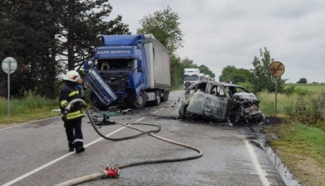 Двама души са загинали при тежка катастрофа на пътя Русе Бяла