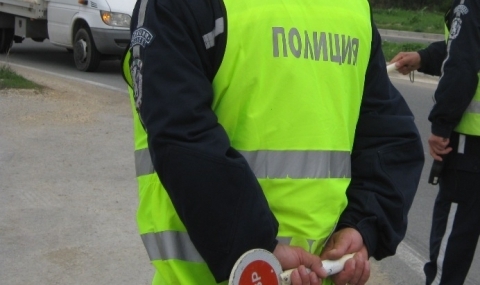 Около 15 35 часа вчера на кръстовището между улиците 23 ти септември