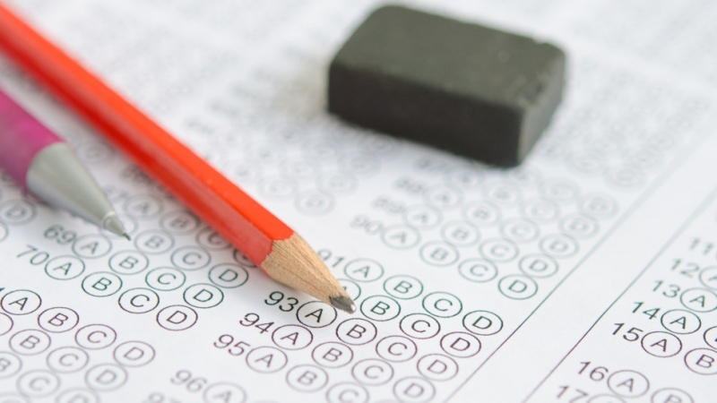 Само 8 пълни шестици по БЕЛ на изпита след 7