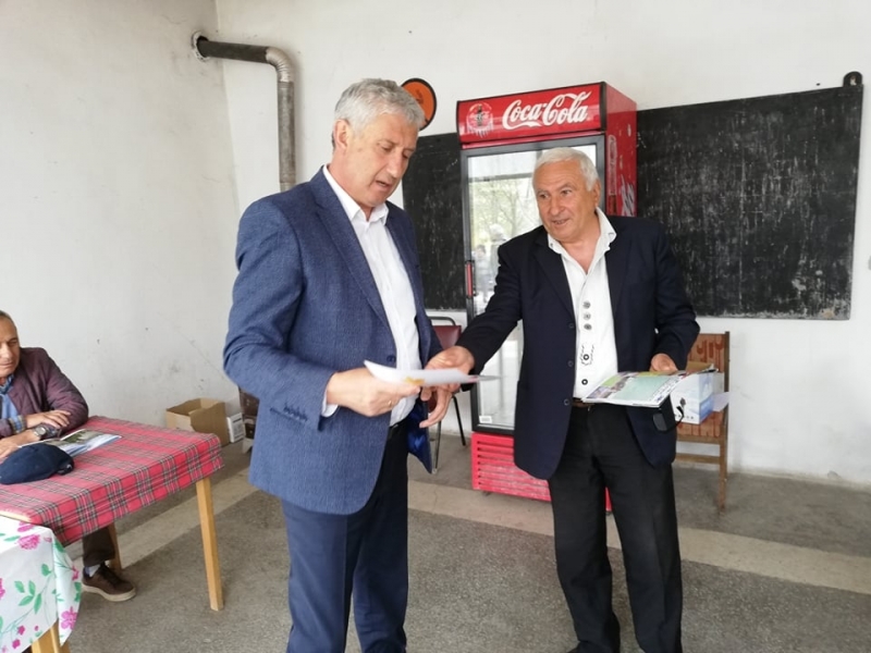 Кметът на община Мездра инж Генади Събков отчете свършеното от