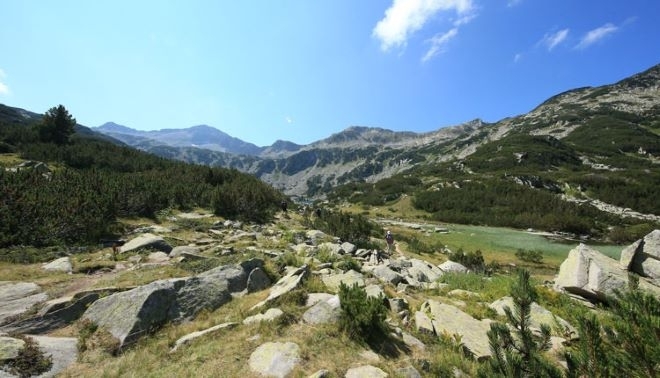 Планински спасители от отрядите в Разлог и Банско провеждат трудна