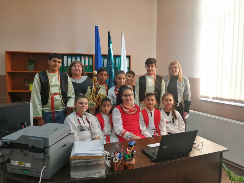 В навечерието на Василица ромската Нова година членовете на