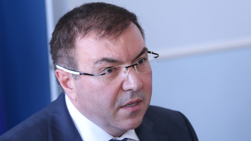 Министърът на здравеопазването издаде 3 заповеди във връзка с удължаването
