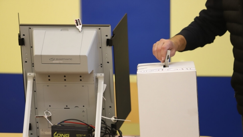 От Централната избирателна комисия вече са избрали варианта на дизайн