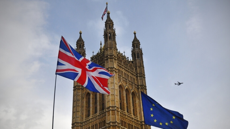 По данни на Британското министерство на вътрешните работи 139 000