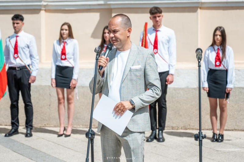 Калин Каменов изпрати абитуриентите от Випуск 2026 във Враца /снимки/