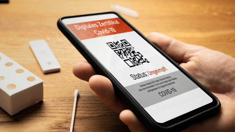 Полицията в Нови Сад арестува трима души заради злоупотреба със