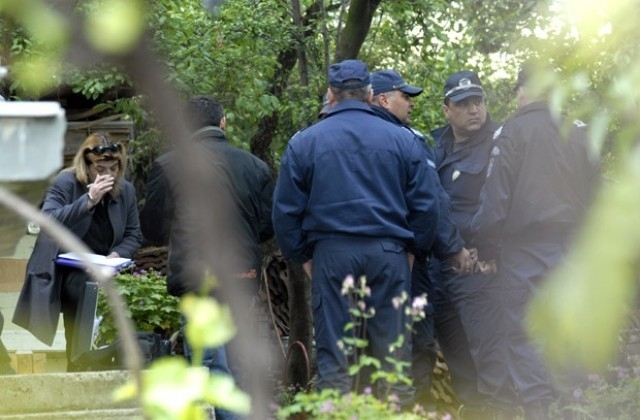 Жестока трагедия! Мъж се обеси във Врачанско, остави прощално писмо