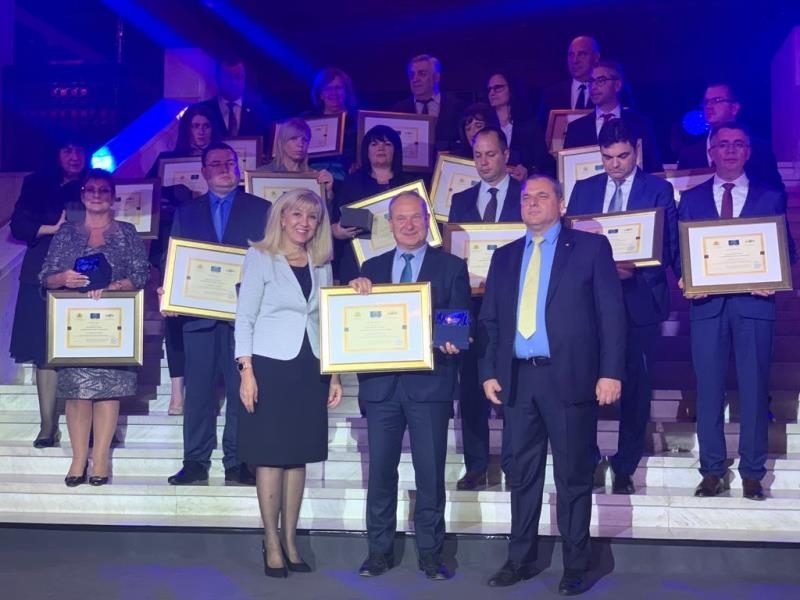 Община Мездра беше удостоена със сертификат за присъждане на Европейски