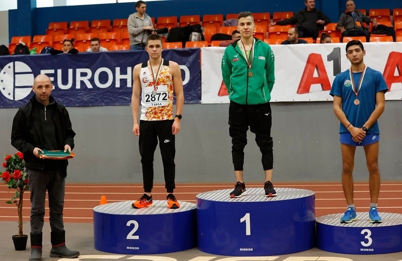 Два медала един златен и един сребърен спечелиха мездренските