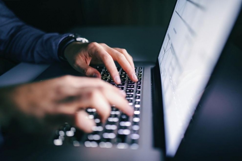 Разследват кражба на компютри за добив на криптовалута в Пернишко съобщиха от