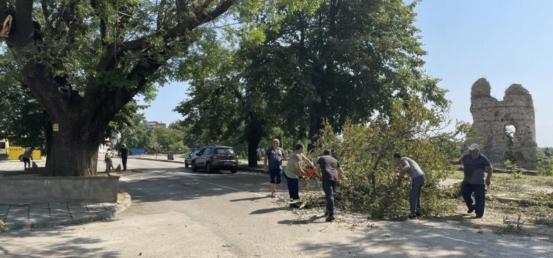 Екипи от Община Кула и Дирекция Социално подпомагане описват щетите