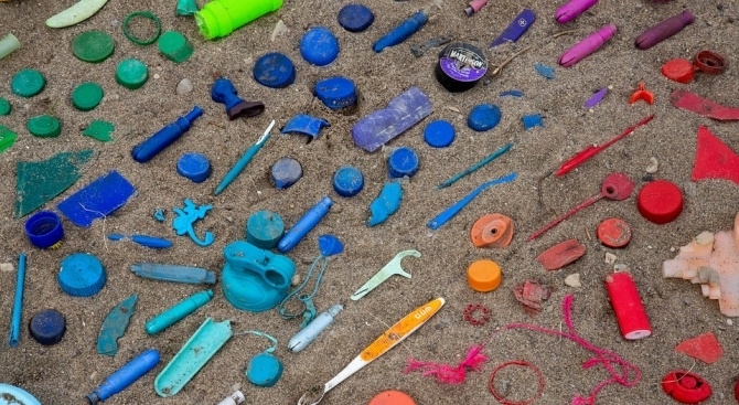 Кокосовите острови в Индийския океан и плажовете им са обсипани