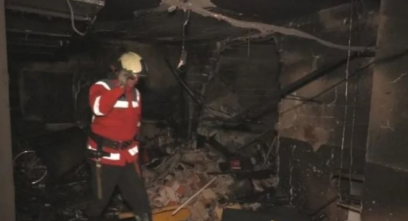 Бомба е избухна около 3 15 чaсa тази нощ в гараж