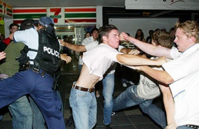 През изминалата нощ сбивания в курорта Банско не липсваха въпреки