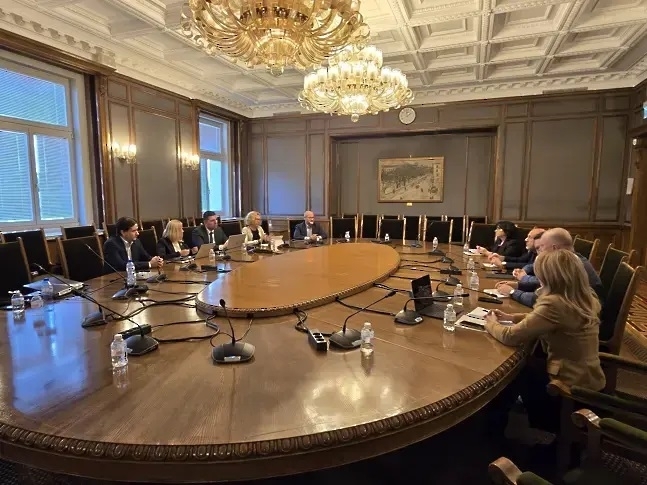 Преговорите за редовен кабинет ще продължат  Изпълнителната комисия на ГЕРБ възлага