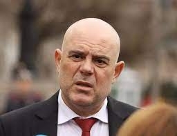 На 18 май ще стане ясно дали главният прокурор Иван