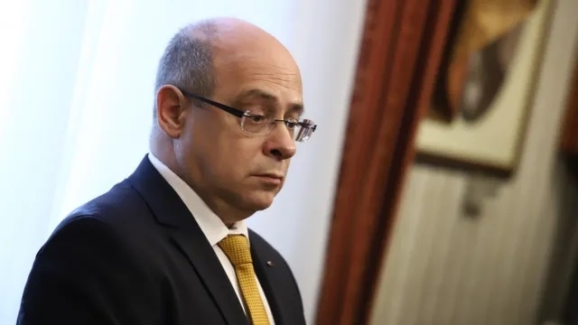 Служебният премиер Гълъб Донев не планира публични изяви до края