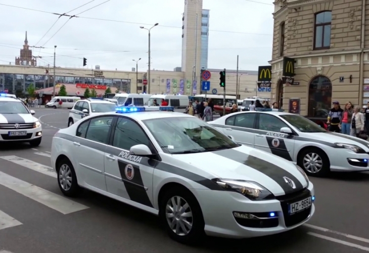 Пияни войници от НАТО се биха с полиция в Латвия