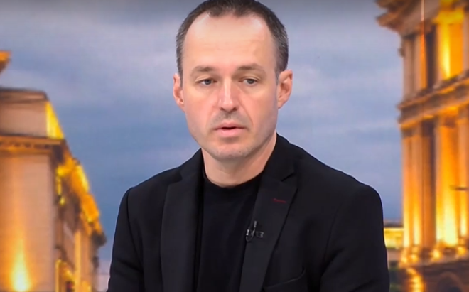 Стойчо Стойчев: Конституционният съд действа политически