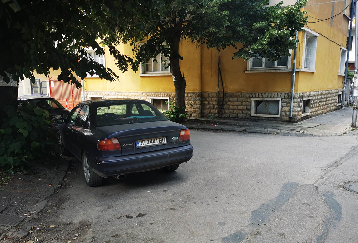 Врачани се възмутиха за пореден път от неграмотното паркиране на