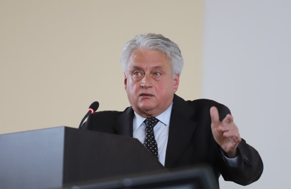 Ще помогнем на г н Борисов за много неща обеща вътрешният