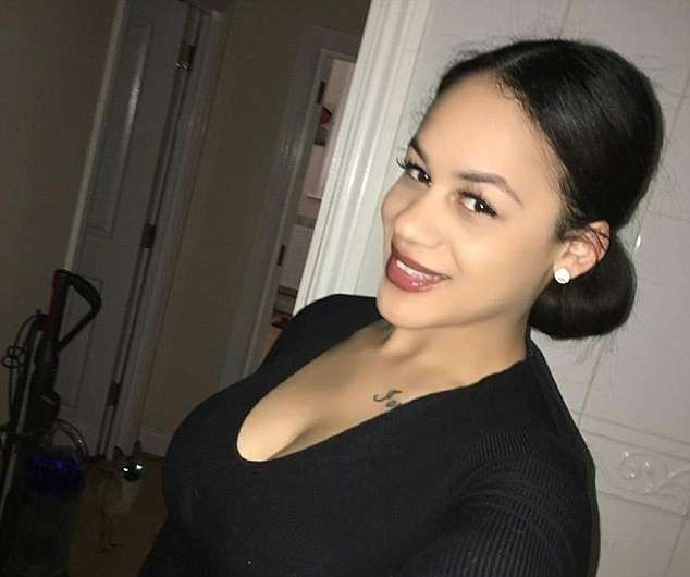 Черил Ивека от Саутхамптън беше съдена за натрапчиво поведение в