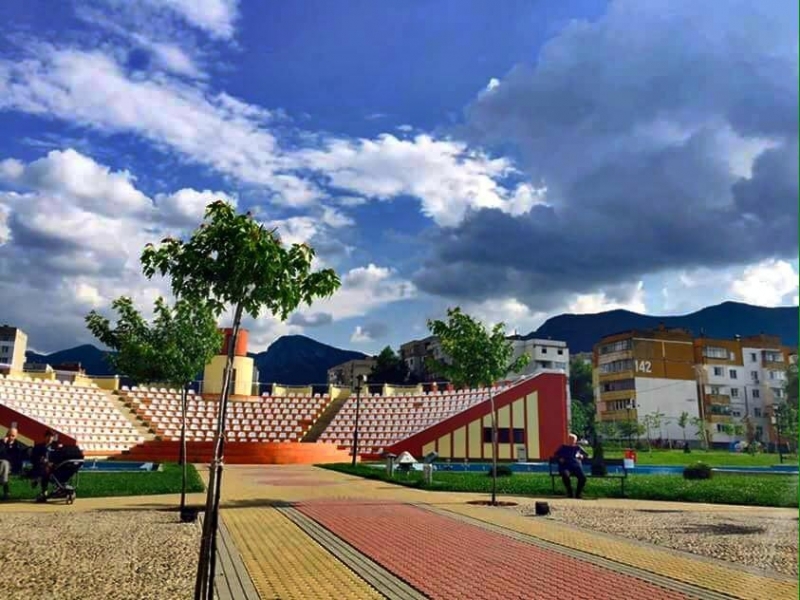 От днес парковете във Враца са отворени за разходки съобщи