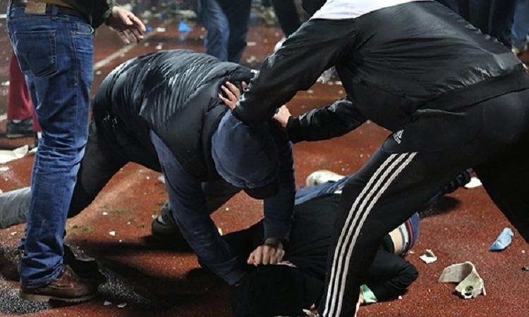 Нападнаха с удари мъж в дискотека в Шумен съобщиха от полицията Инцидентът е