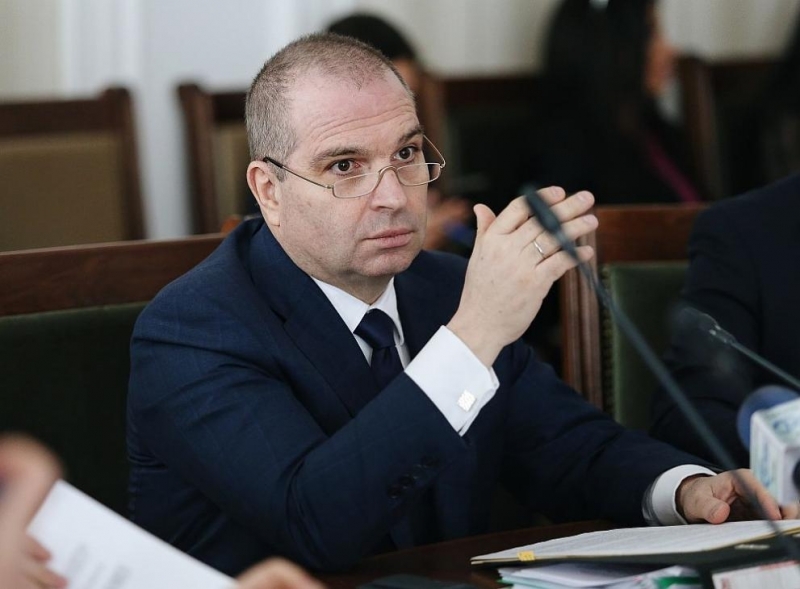 Няма поръчка на основен ремонт на пътища която да е