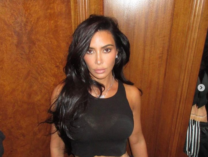 Ким Кардашиян отново подлуди последователите си в инстаграм с нова