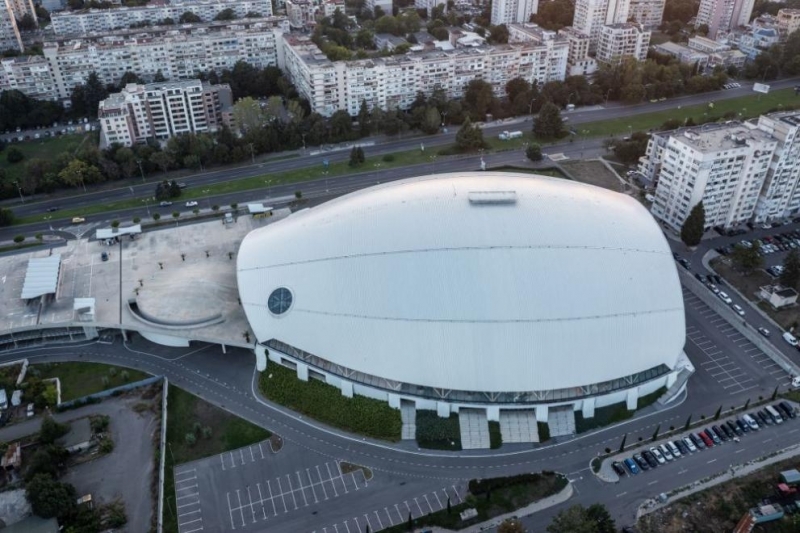 „Евровизия“ поиска черен таван: Какво предстои да се промени в „Арена Бургас“ и може ли да покрие всички очаквания