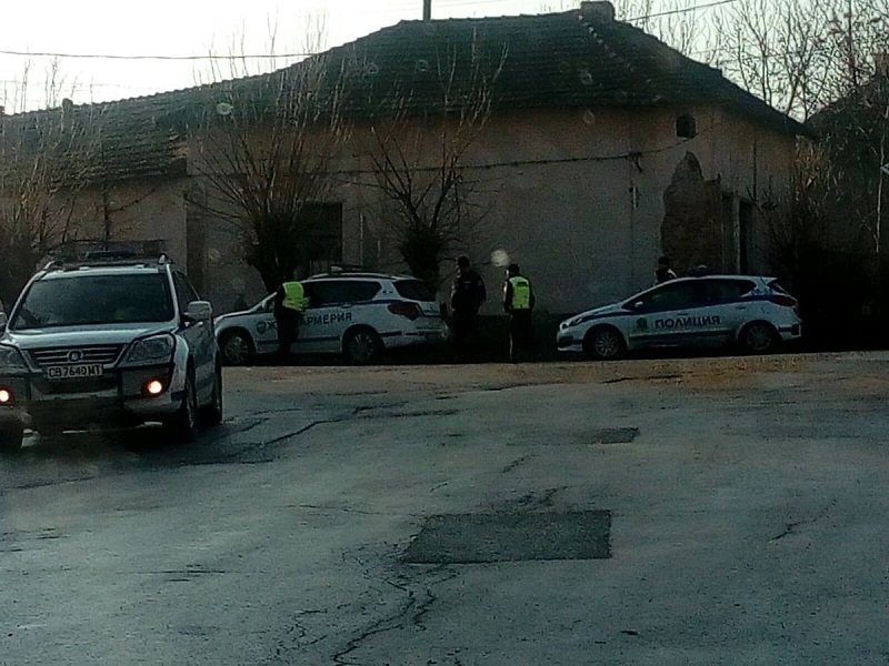 Полицията излезе с подробности за специализираната полицейска операция в село