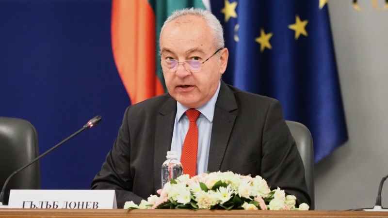 Минималната заплата ще бъде 50% от средния размер на основната