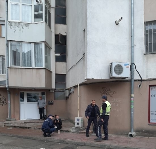 От близо 15 метра височина е паднало четиригодишното момченце от