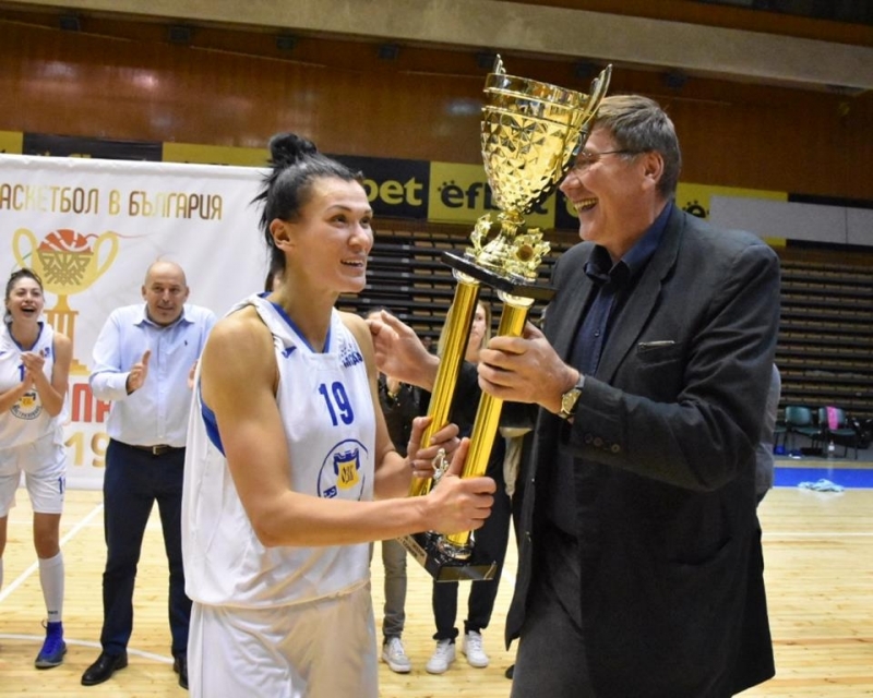Капитанката на Монтана и женския национален отбор на България по