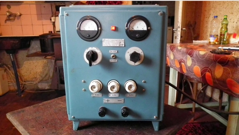 Апаш е задигнал токоизправител от къща във врачанското село Бъркачево