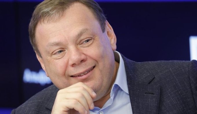 Руският милиардер Михаил Фридман е бил задържан в Лондон по