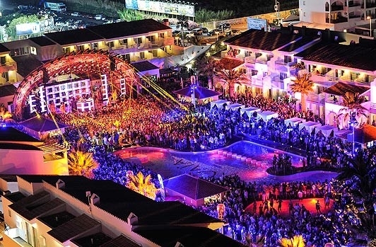 Овен Чикаго Илинойс Овенът обича отворените пространства и се