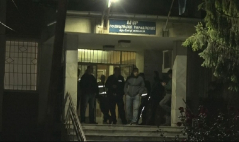 Задържан е психичноболният мъж вдигнал на крак полицията в Стражица