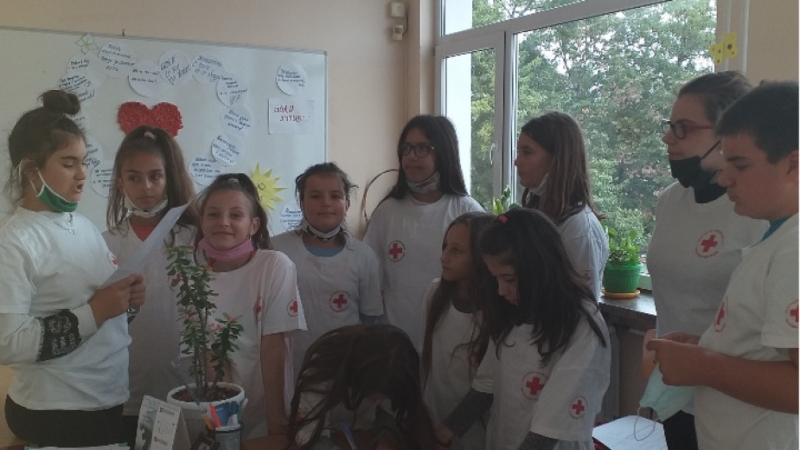 Клуб Приятели доброволци на БМЧК 2016 г при