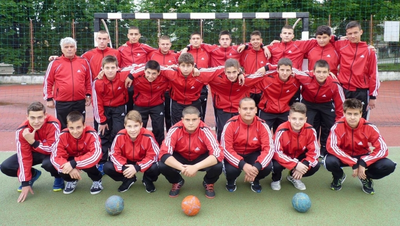 Съвсем малко не достигна на юношите старша възраст М16 на